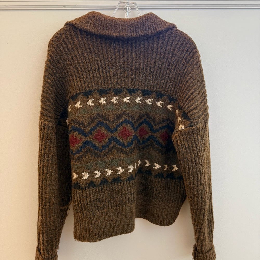 Granola girl patterned sweater sz S - Picture 2 of 3